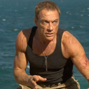 Jean-Claude Van Johnson: Jean-Claude Van Damme in una scena