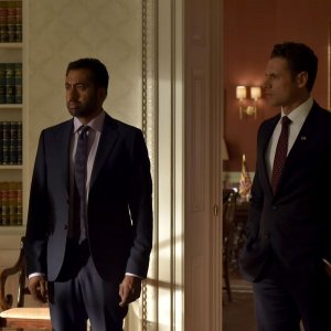 Designated Survivor: gli attori Kal Penn e Adan Canto in One Year In