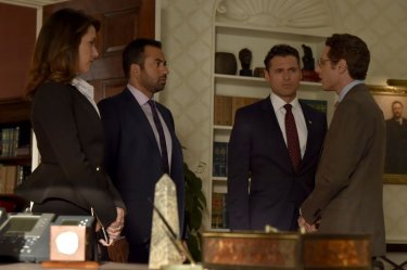 Designated Survivor: Italia Ricci, Kal Penn, Adan Canto e Paulo Costanzo in One Year In