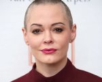 Rose McGowan: dopo le accuse a Weinstein e Ben Affleck Twitter sospende l'account dell'attrice