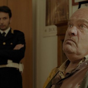 Finché c'è prosecco c'è speranza: Teco Celio e Paolo Cioni in una scena del film