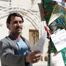 Non c'è campo: Corrado Fortuna in una scena del film