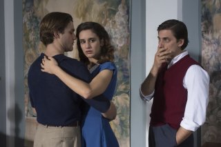 Una questione privata: Luca Marinelli, Lorenzo Richelmy e Valentina Bellè in una scena del film