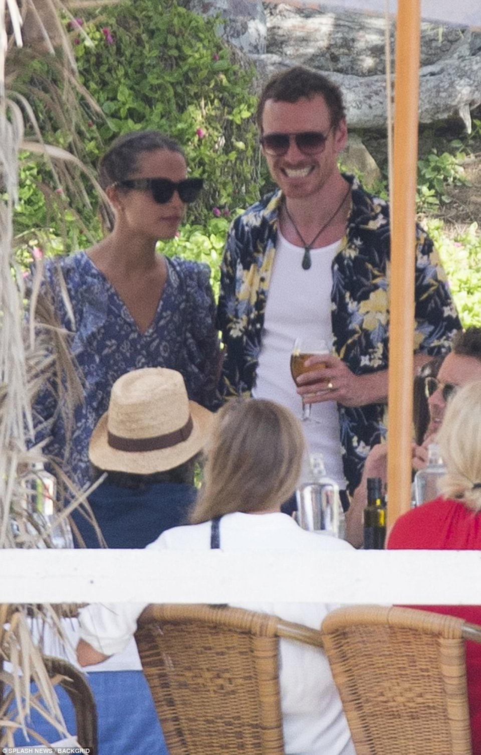 images/2017/10/16/45612a3400000578-4983572-ringing_it_in_while_the_couple_of_three_years_is_yet_to_confirm_-a-48_1508128850477.jpg