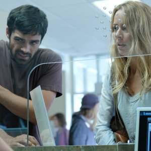 The Gifted: Sean Teal ed Amy Acker in RX