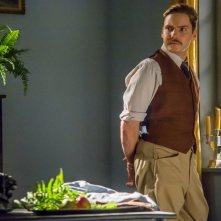 La signora dello zoo di Varsavia: Daniel Brühl in una scena del film