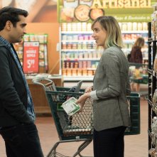 The Big Sick: Kumail Nanjiani e Zoe Kazan in una scena del film