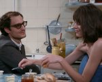 Il mio Godard: Hazanavicius firma una puntata di Benny Hill a tema Godard
