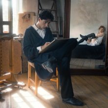 Egon Schiele - Death and the Maiden: Noah Saavedra e Valerie Pachner in un momento del film