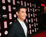 Titans: Ryan Potter nel cast della nuova serie della DC
