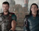 Thor: Ragnarok, in una nuova clip Loki e Thor 'chiedono aiuto'