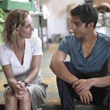 Catch the Wind: Sandrine Bonnaire e Kamal El Amri in una scena del film