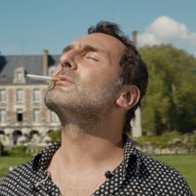 C'est la vie - Prendila come viene: Gilles Lellouche in un'immagine del film