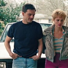 I, Tonya: Sebastian Stan e Margot Robbie in una scena del film