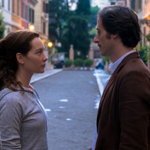 Metti una notte: Cristiana Capotondi e Cosimo Messeri in una scena del film