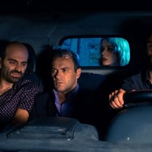 Metti una notte: Massimiliano Gallo ed Elena Radonicich in una scena del film