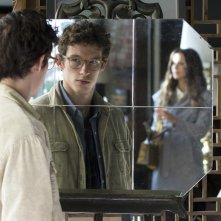 The Only Living Boy in New York: Callum Turner in una scena del film