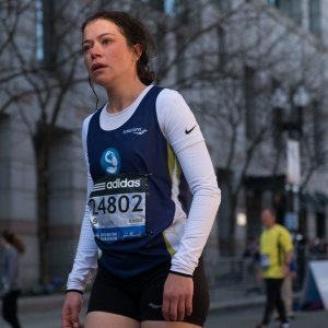 Stronger: Tatiana Maslany in una scena del film