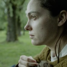 The Best of All Worlds: un primo piano di Verena Altenberger