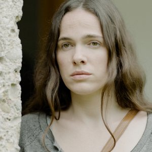 The Best of All Worlds: Verena Altenberger in una scena del film