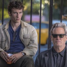 The Only Living Boy in New York: Jeff Bridges e Callum Turner in un momento del film