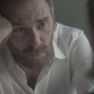 The Place: Valerio Mastandrea in una scena del film