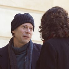 Tomorrow and Thereafter: Mathieu Amalric e Noémie Lvovsky in una scena del film