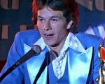 Mark Wahlberg chiede perdono a Dio per aver recitato in 'Boogie Nights'