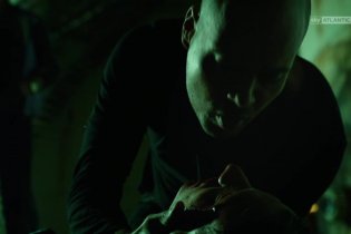 Il cast di Gomorra insegna il gomorrese. Lezione 2, modi di dire e proverbi