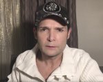 Corey Feldman annuncia un piano per denunciare i pedofili a Hollywood: 'Dobbiamo sradicare il male'