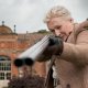 Mistero a Crooked House: Agatha Christie torna al cinema con Max Irons e Glenn Close