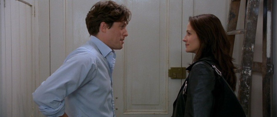 Hugh Grant e Julia Roberts in una scena di Notting Hill