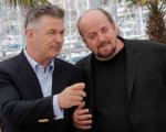 Toback: Alec Baldwin offende una giornalista, nuove accuse da Rachel McAdams e Selma Blair