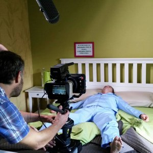 Felicissime condoglianze: un'immagine dal set del film