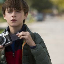 Il libro di Henry: Jaeden Lieberher in una scena del film