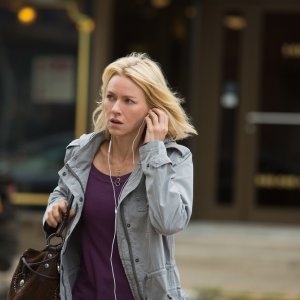 Il libro di Henry: Naomi Watts in un momento del film