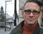 Chuck Palahniuk, da Fight Club all’horror: “Stephen King? Ha copiato dai b-movie”