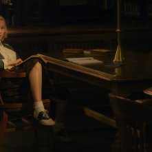 Sarah Gadon in una scena di Indignazione