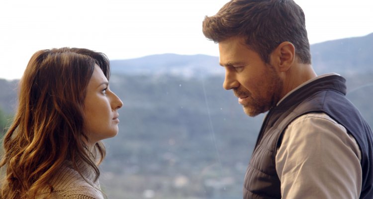 Le Tre Rose Di Eva 4 Episodi