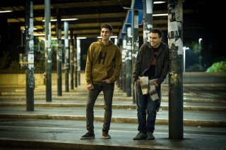 La profezia dell'armadillo: Simone Liberati e Pietro Castellitto in una scena