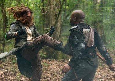 The Walking Dead: una scena d'azione nell'episodio Monsters