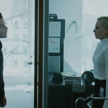 Mr. Robot: Portia Doubleday e Rami Malek in una scena dell'episodio eps3.4_runtime-err0r.r00