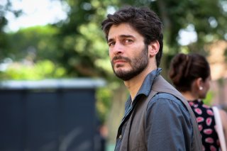 La casa di famiglia: Lino Guanciale in una scena del film