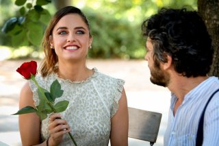 La casa di famiglia: Matilde Gioli e Michele Venitucci in una scena del film
