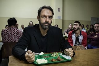 Smetto quando voglio - Ad honorem: Neri Marcorè in un momento del film