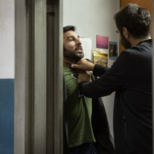 Smetto quando voglio - Ad honorem: Edoardo Leo e Neri Marcorè in una scena del film