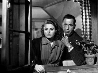 Casablanca: Humphrey Bogart e Ingrid Bergman in un momento del film