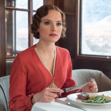 Assassinio sull'Orient Express: Daisy Ridley in una scena del film