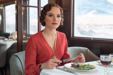 Assassinio sull'Orient Express: Daisy Ridley in una scena del film