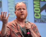 Justice League: Joss Whedon mette 'mi piace' ai tweet contro Steppenwolf. Pioggia di insulti dai fan